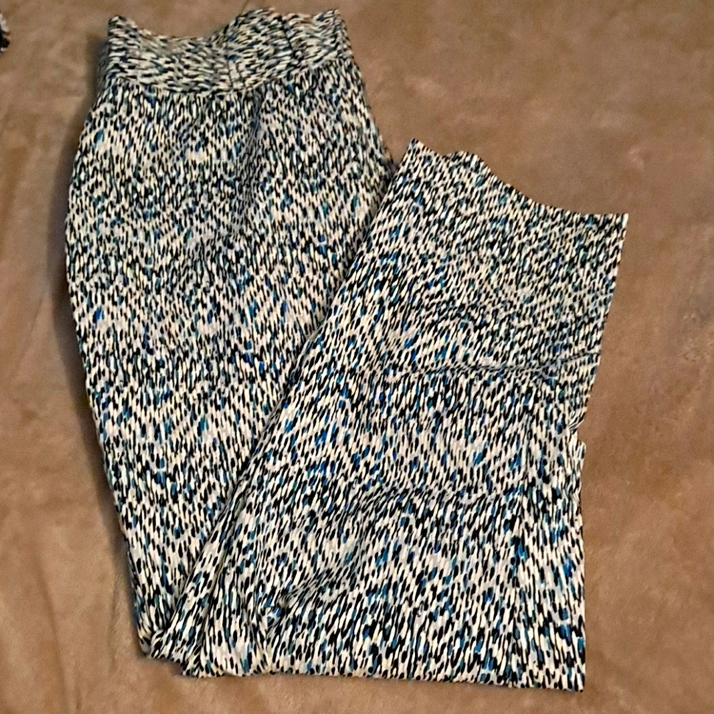 Abstract pattern pul on jeggin type pant